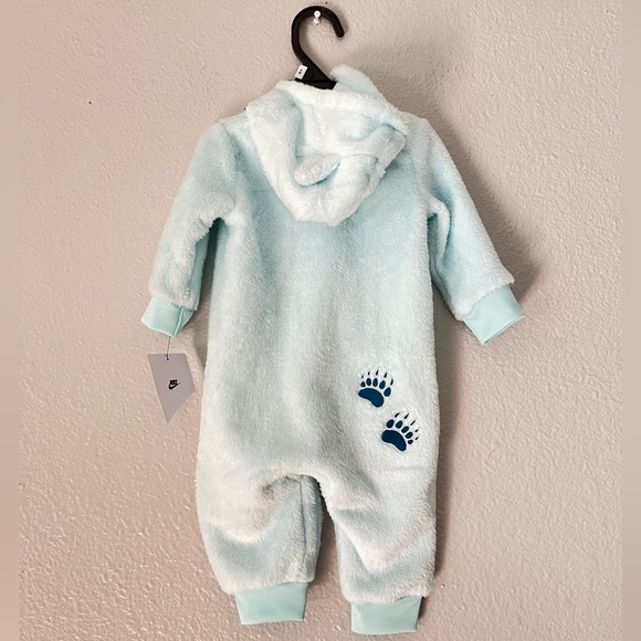 NWT Nike Baby Girl Hooded Overall Size: 6 months - Picture 2 of 4